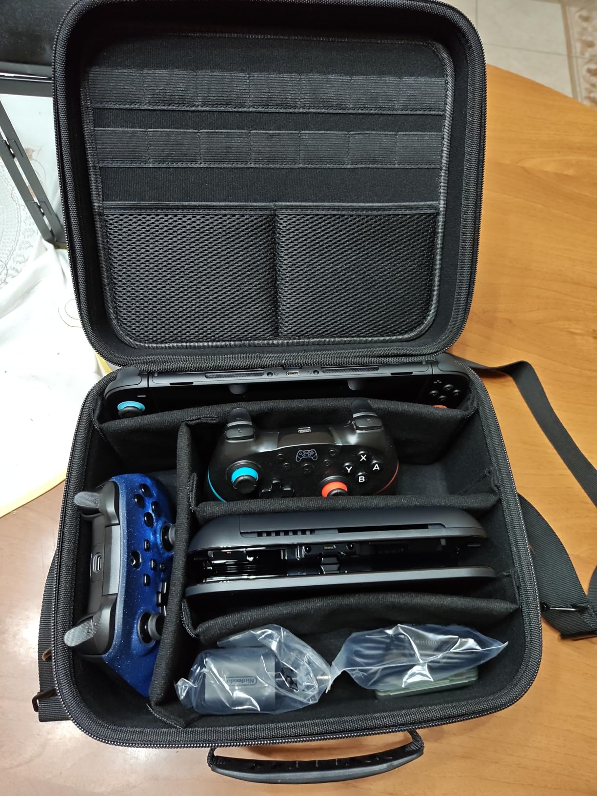 Konix Bags Carry Case Custodia Switch 2 Nero 14 Slot