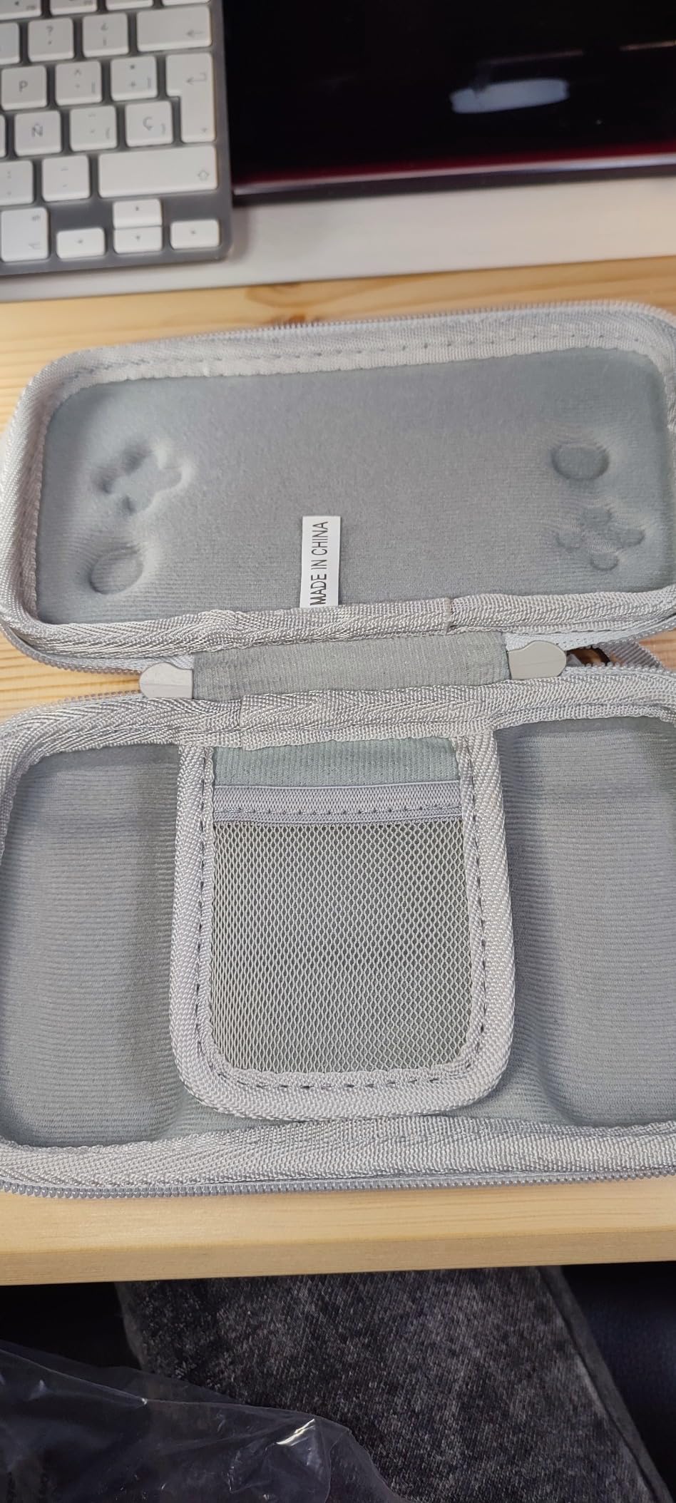 Aenllosi Game Controller Case Backbone One custodia bianca