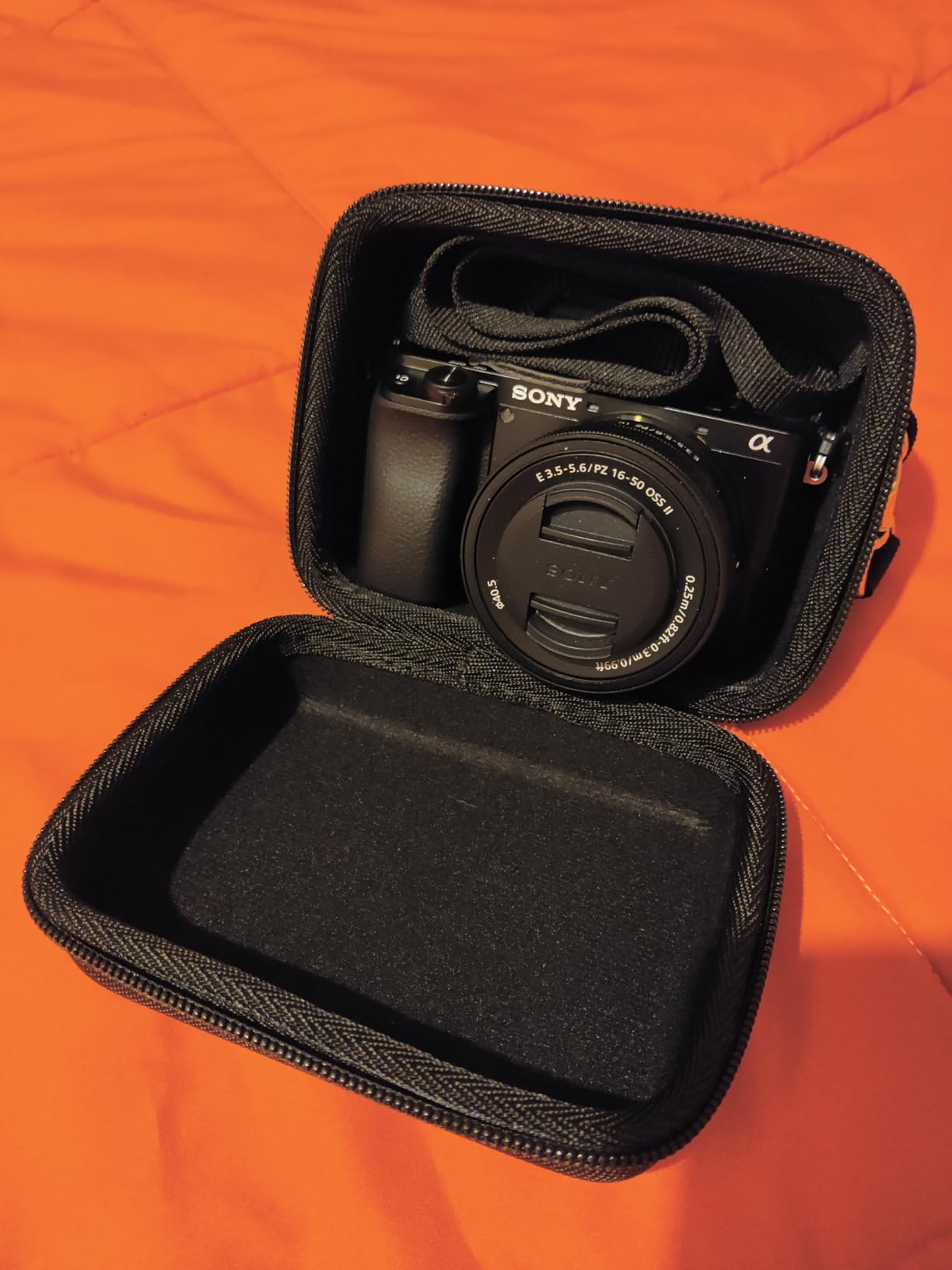 Aenllosi Camera Case Custodia Sony Alpha 16-50mm Nero EVA