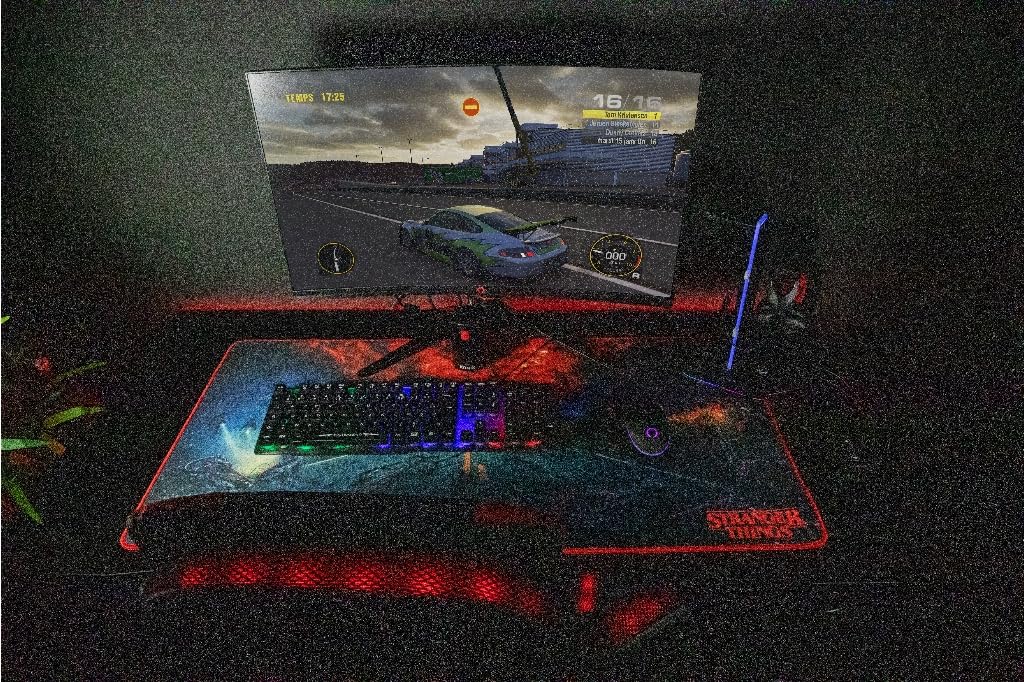 Konix Arcane Mouse Gaming Cavo 70g LED Nero