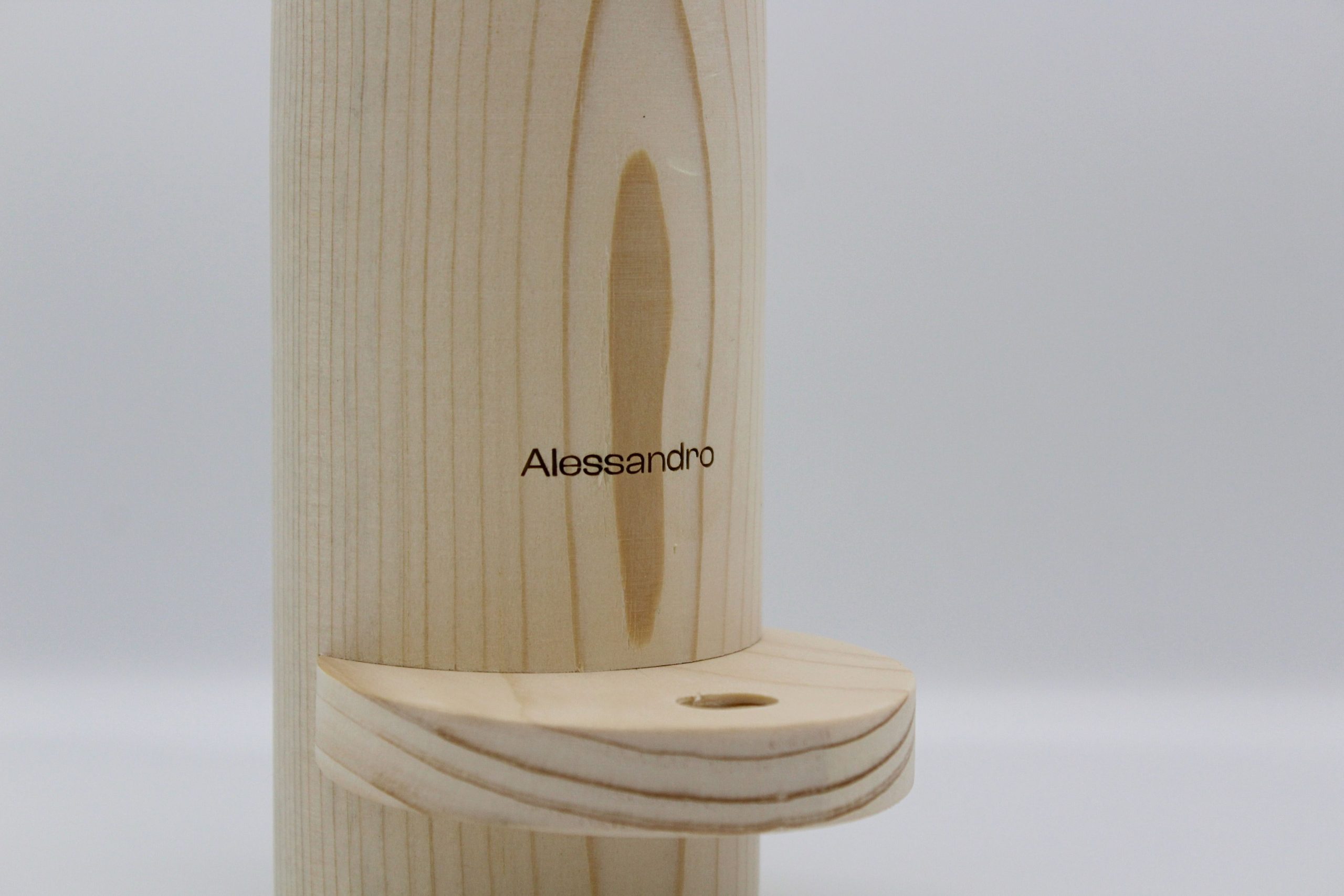 VAIA People dock station legno personalizzato figure