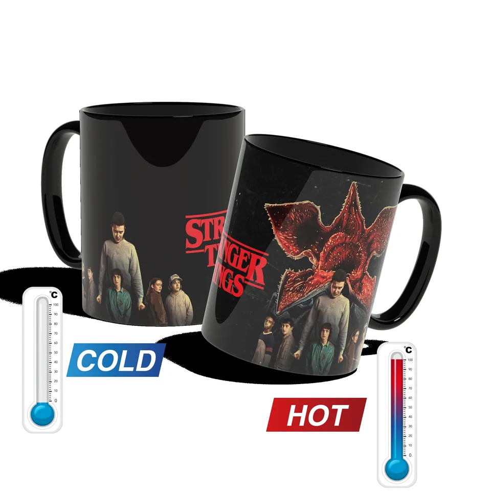Konix Stranger Things Tazza Ceramica 320 ml Nera Termoreattiva