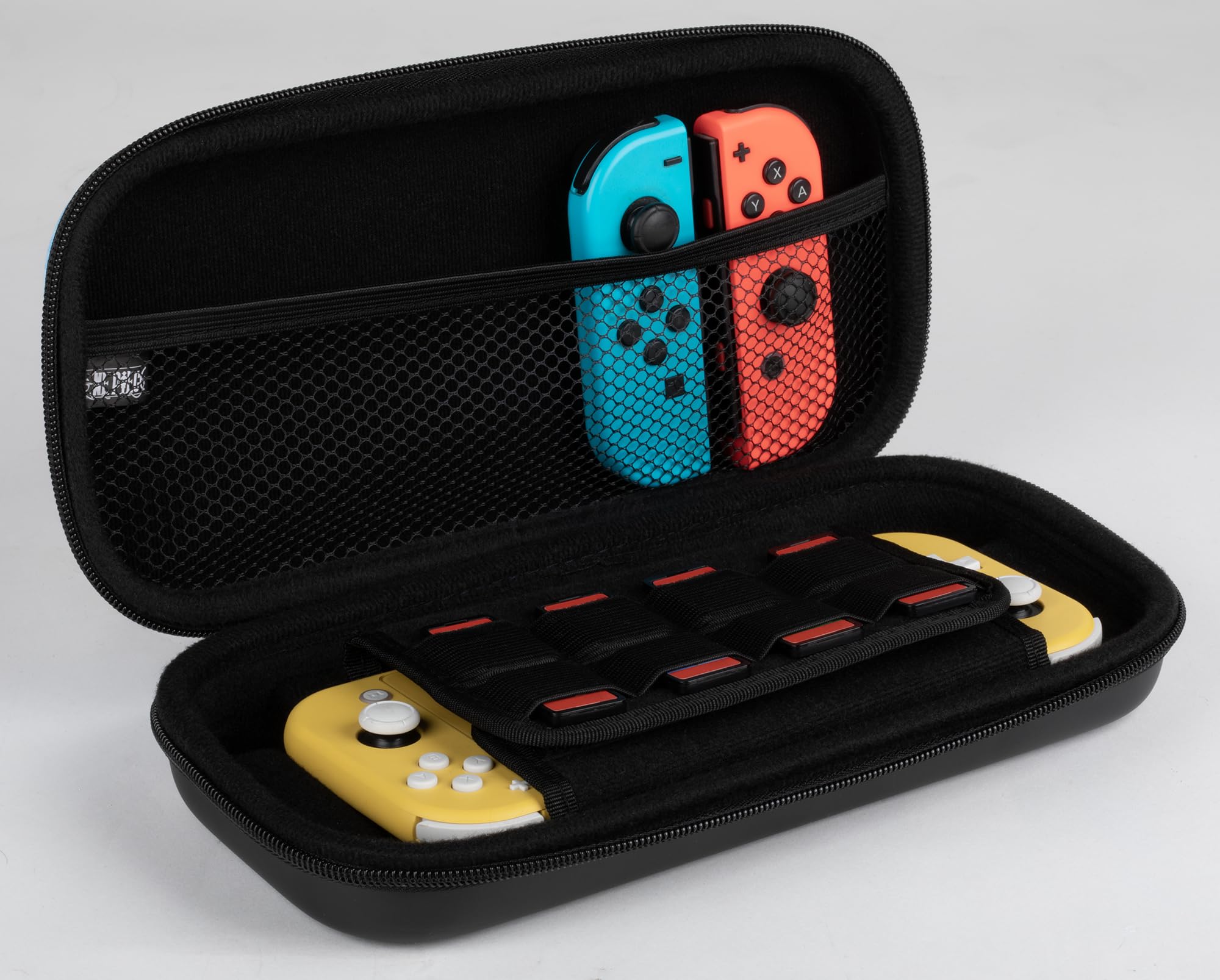 Konix One Piece custodia Switch OLED 8 giochi Ford Marine
