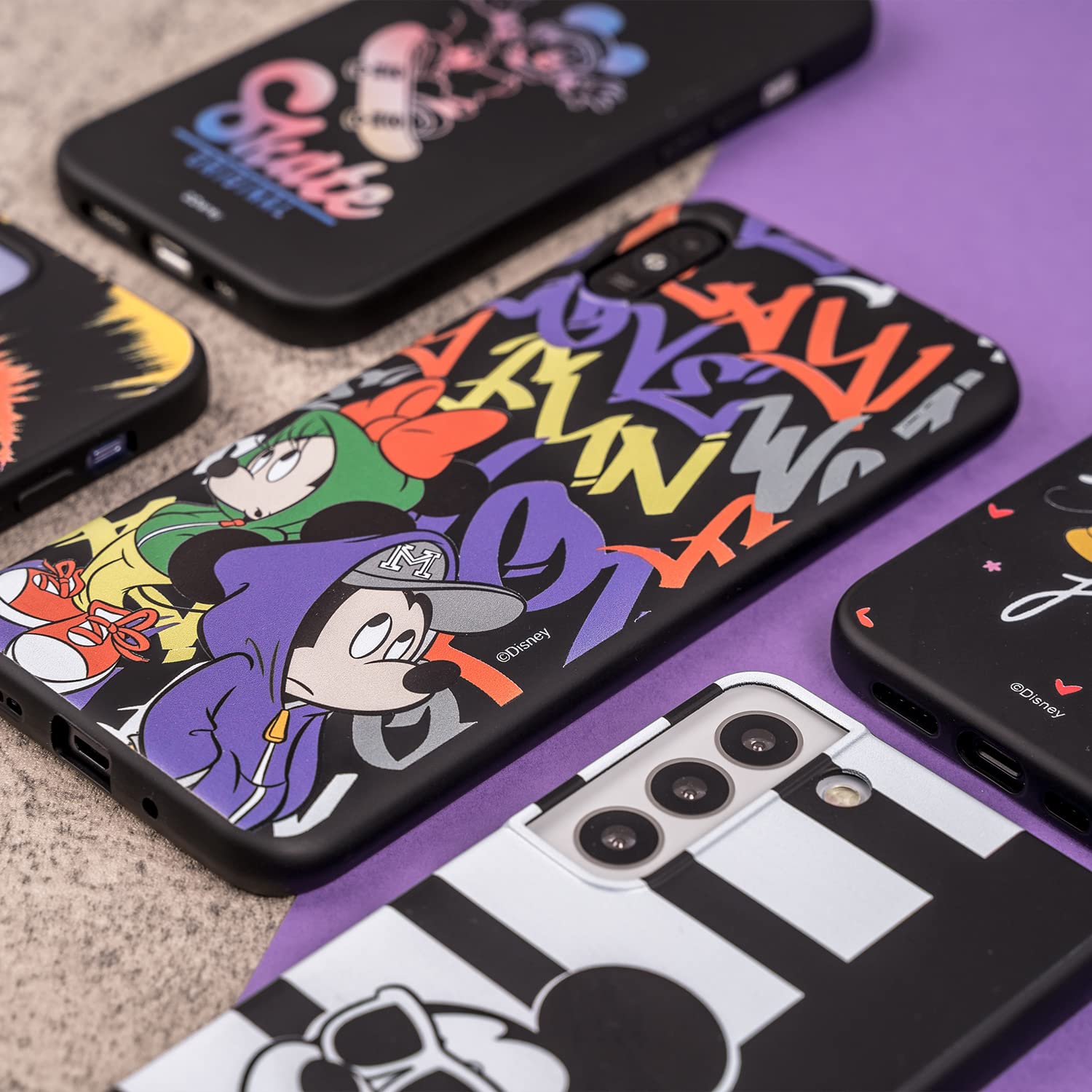 La Casa de las Carcasas Topolino custodia iPhone 15 Pro silicone liquido