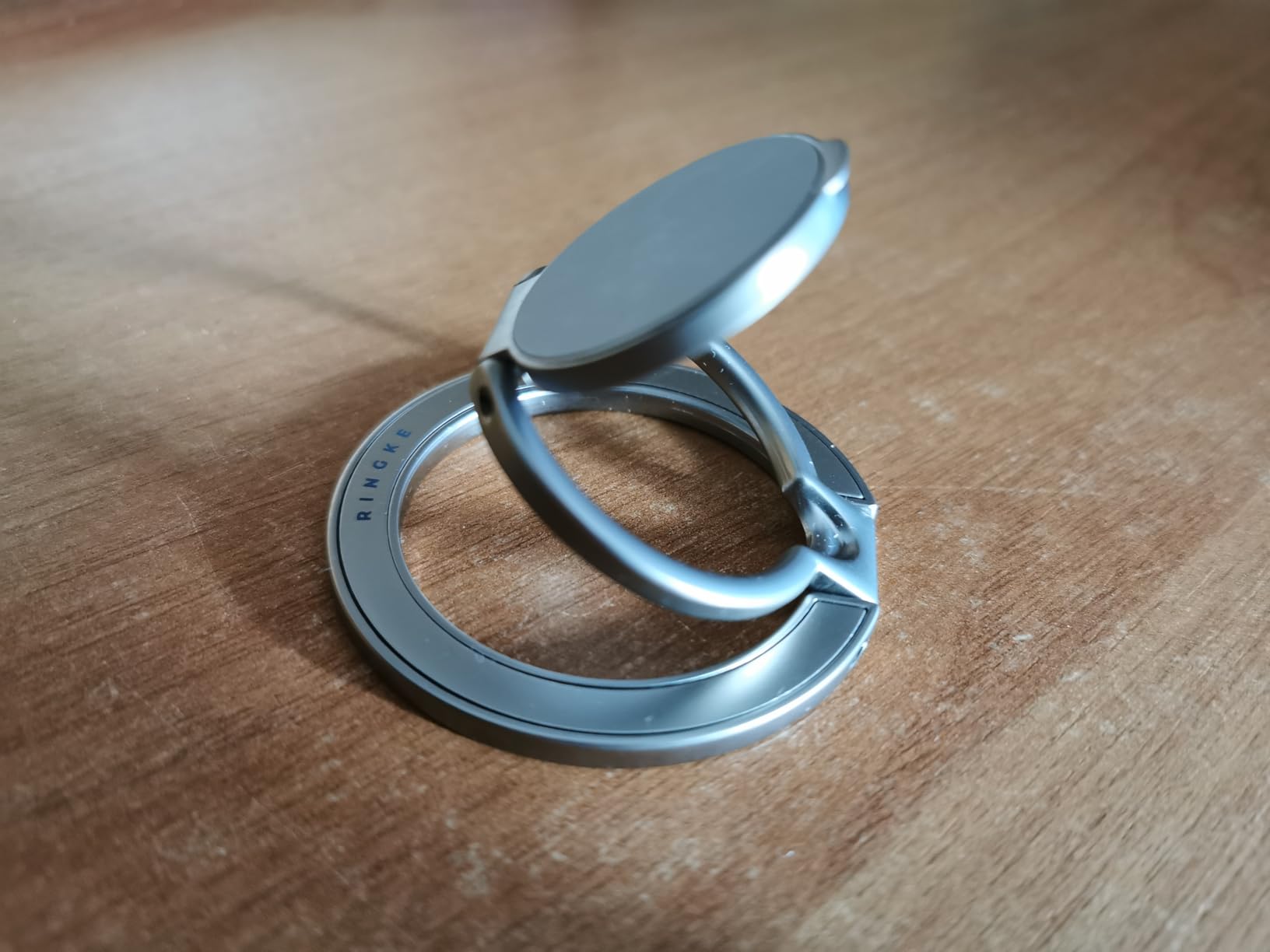 Ringke Ring Holder Magnetico Satin Silver Stand Zinco