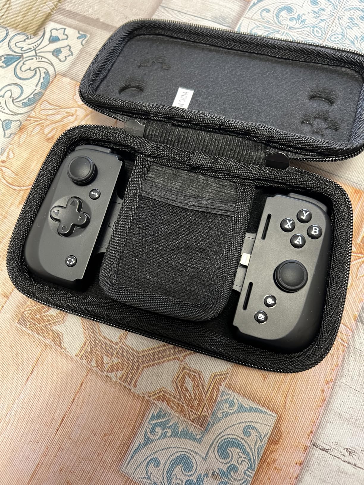 Aenllosi Game Controller Case Kishi V3 Pro custodia Nero