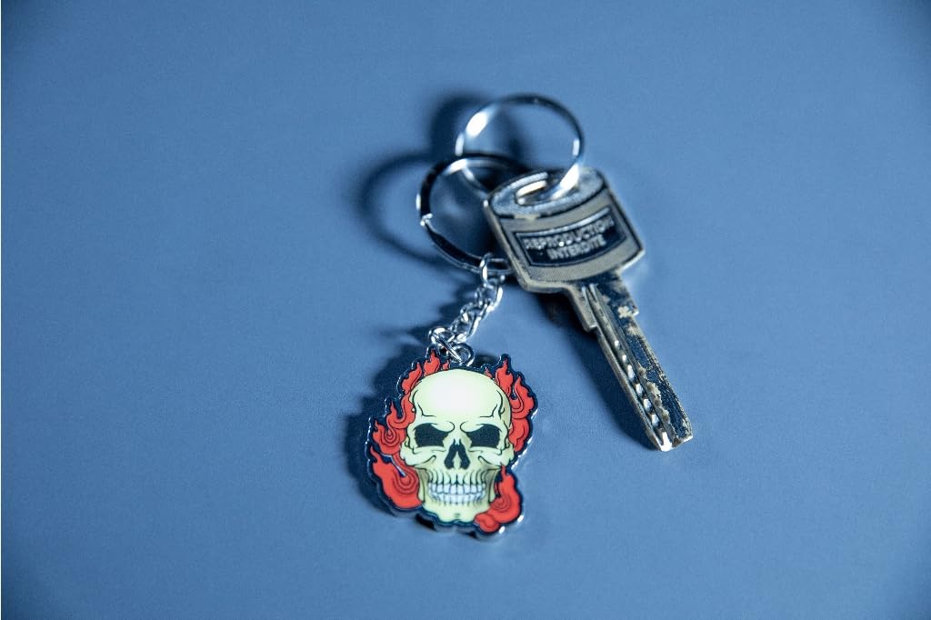 Konix Alchemy portachiavi metallo teschio rosso giallo regalo