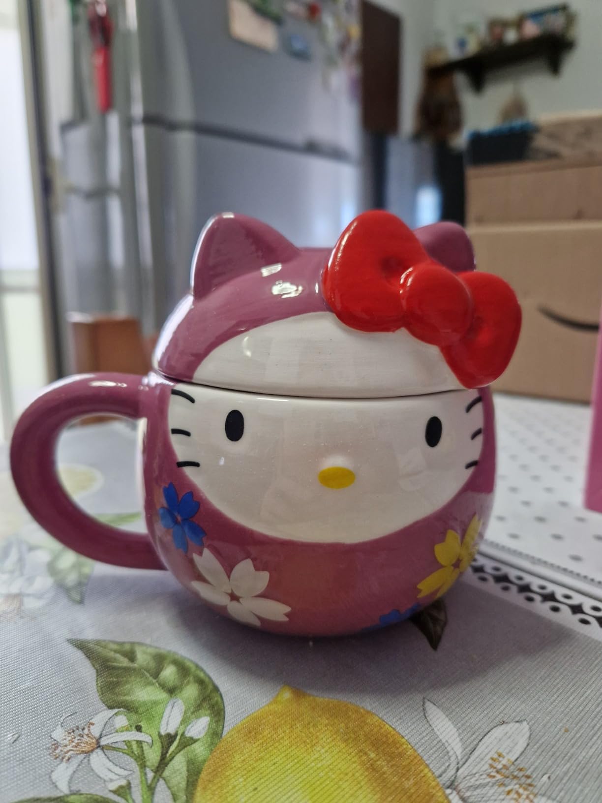 Konix Hello Kitty Tazza Termoreattiva 320 ml Rosso Kimono