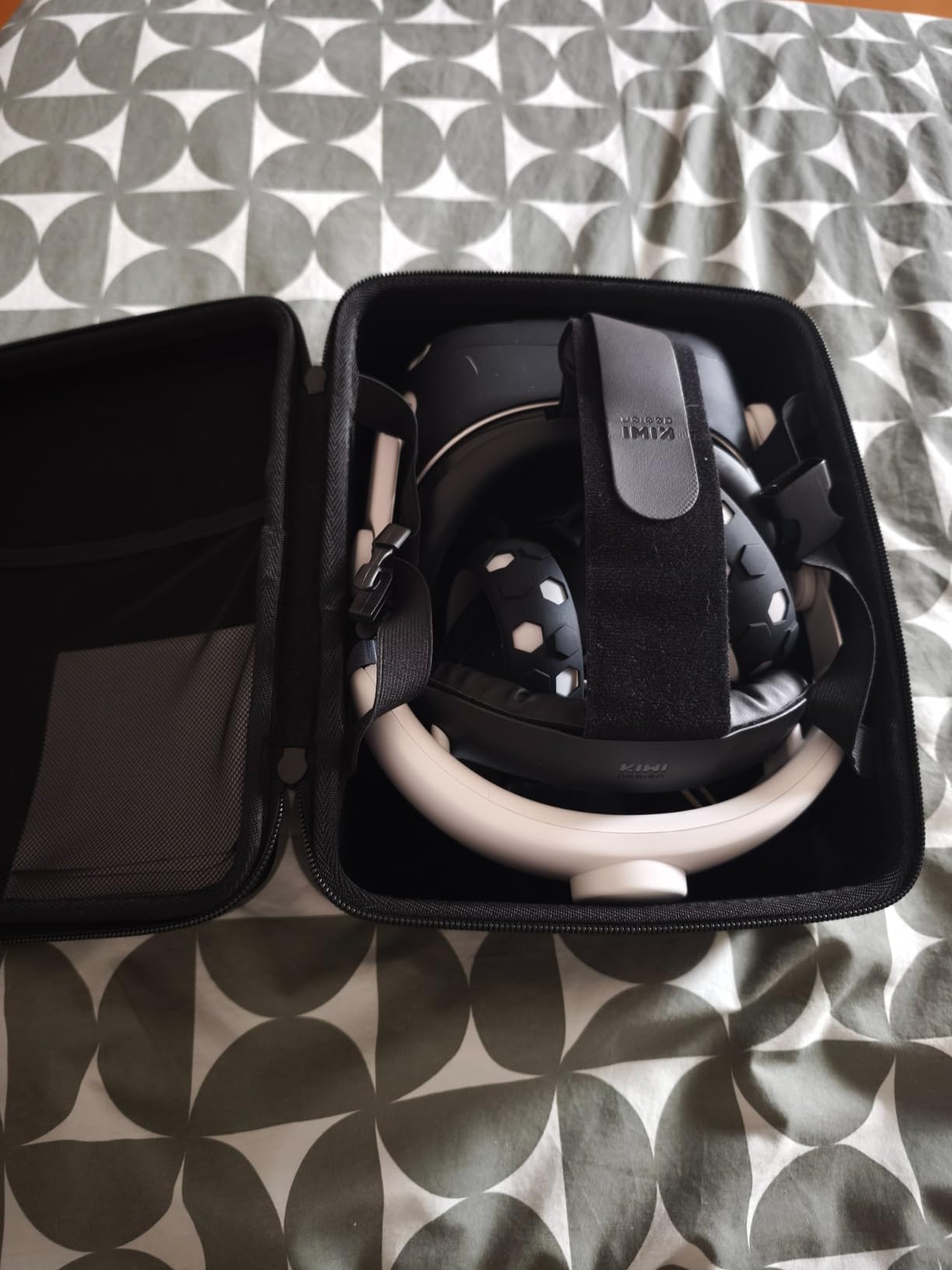 Aenllosi Game Controller Case Quest 2 custodia rigida Nero EVA