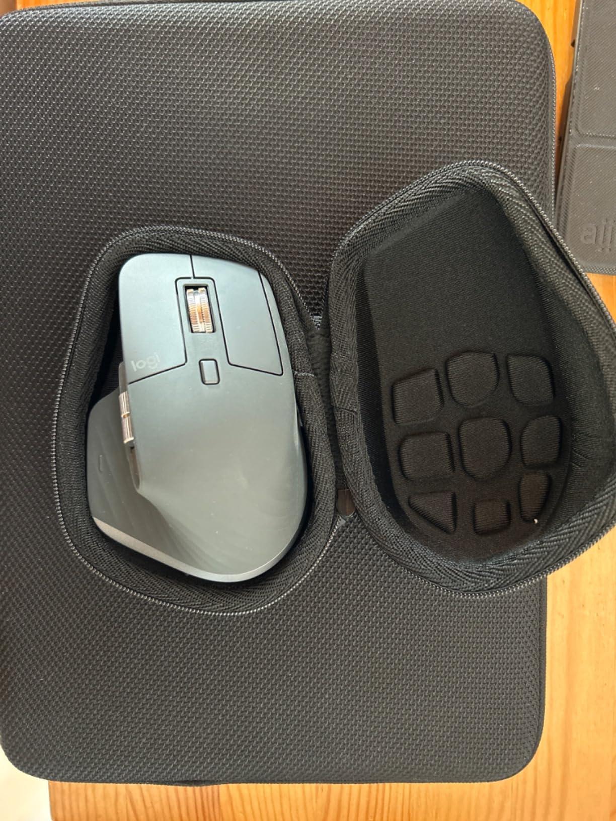 Aenllosi Keyboard & Mouse Case Logitech MX Master Nero EVA