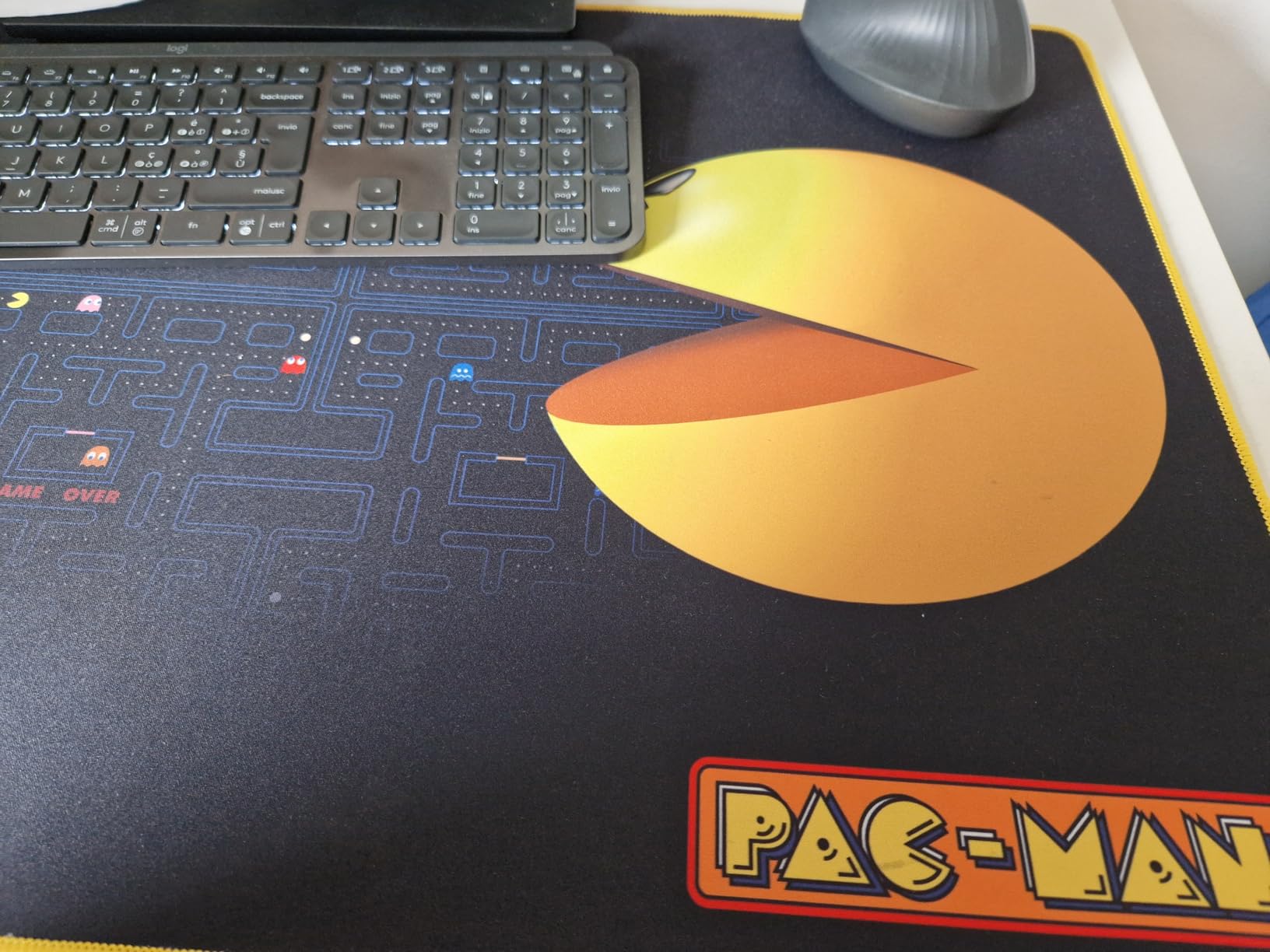 Konix Pac-Man Tappetino Mouse Gaming XXL 90x46 Nero Giallo