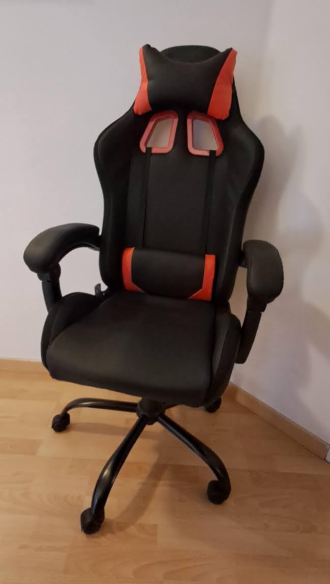 Konix Phantom sedia gaming ufficio nera RGB 135°
