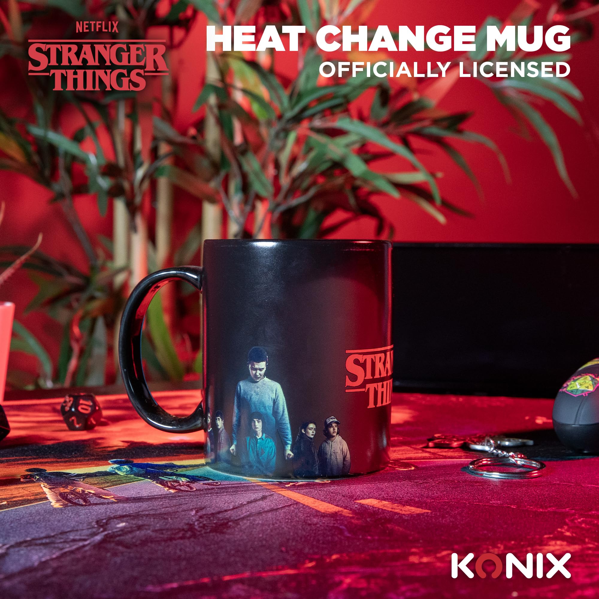 Konix Stranger Things Tazza Ceramica 320 ml Nera Termoreattiva