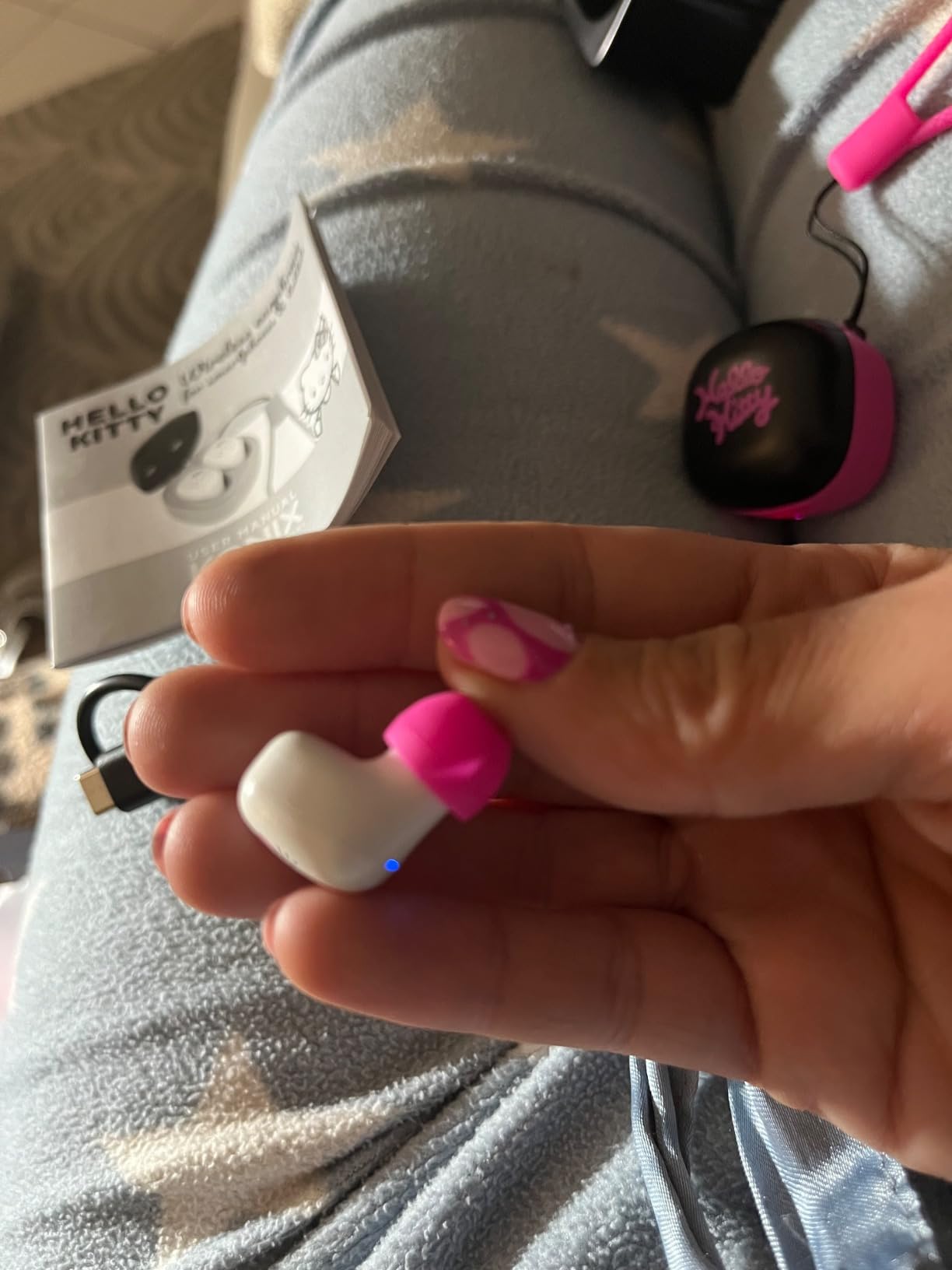 Konix Hello Kitty Cuffie Wireless Nero Rosa 6+15h Bluetooth