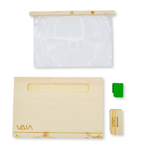 VAIA Focus amplificatore legno marrone dock scrivania