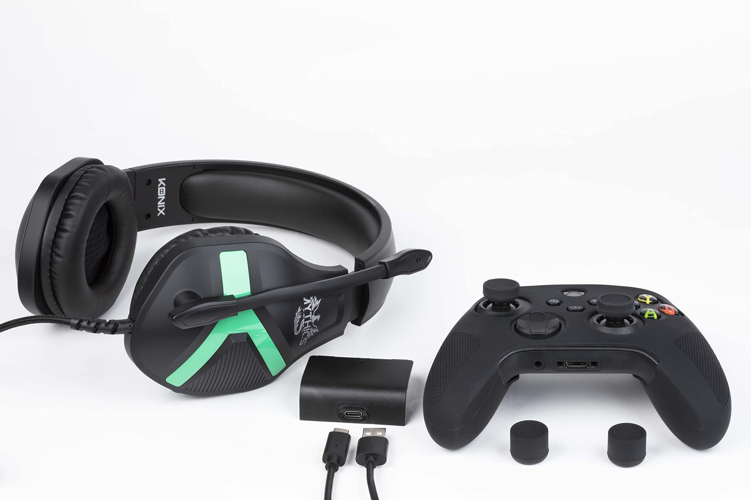 Konix Mythics Chronos kit accessori Xbox Series X|S con cuffie