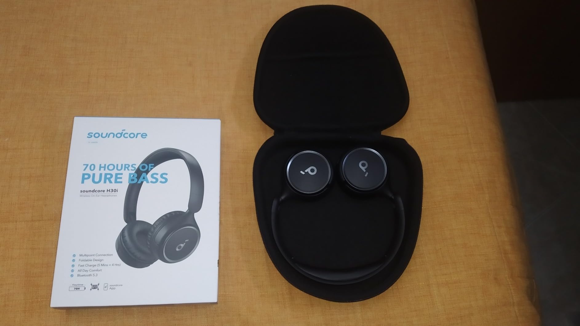 Aenllosi Headphone Case custodia Soundcore Space One EVA nera
