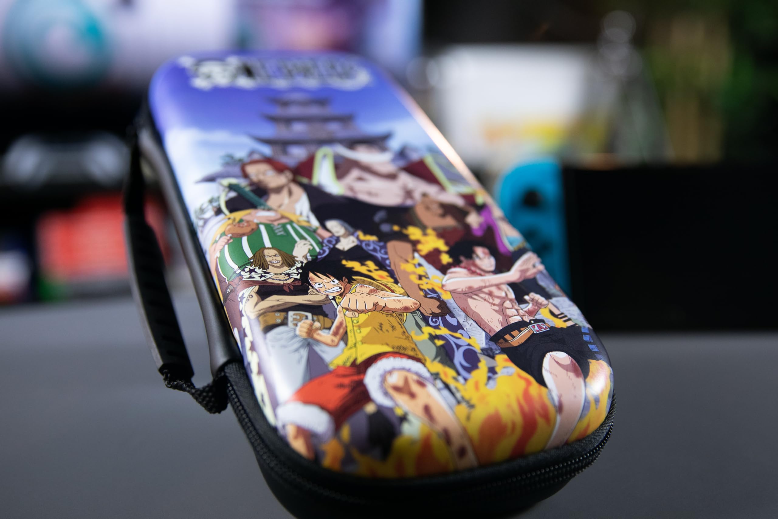 Konix One Piece custodia Switch OLED 8 giochi Ford Marine