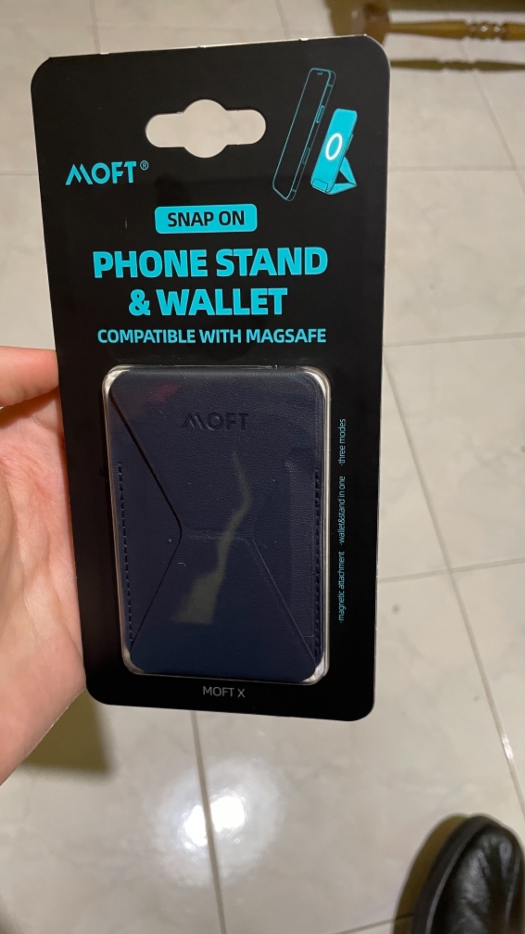 MOFT Snap Series Wallet Stand iPhone MagSafe 3 carte magnetico